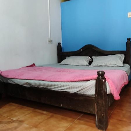 Arambol Beach Laxmi Guest House Exterior foto